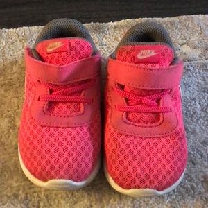 Toddler shoes